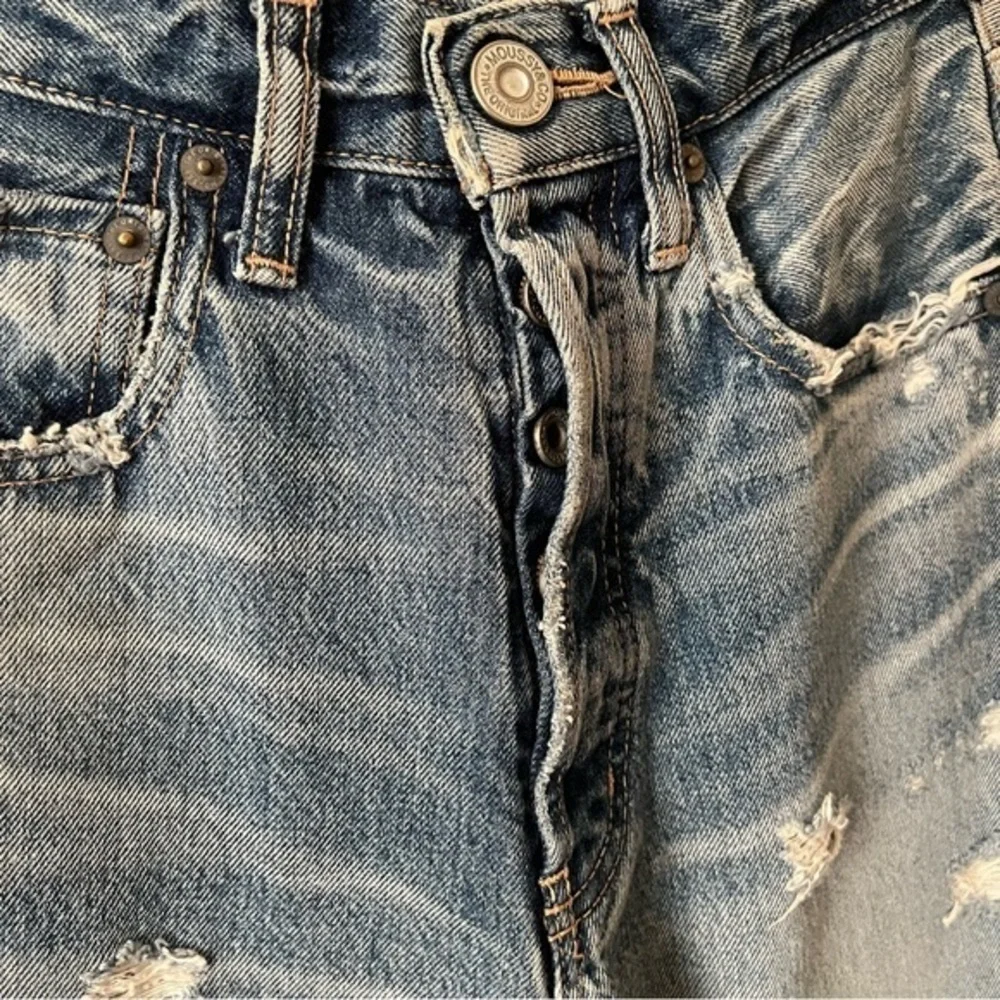 Moussy Moussy